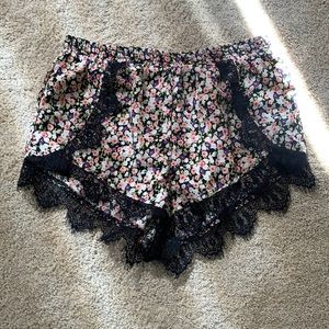 Paper Crane Floral and black lace shorts